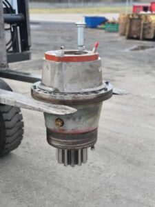 Fordítóegység liebherr r954 b kotrógéphez