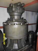 Forgató reduktor Caterpillar 330/330B/330BL kotrógéphez