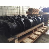 Alsó és felső görgő Daewoo Doosan 280LC, DX300, DX420 kotrógéphez