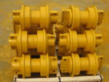 Alsó és felső sárga görgő John Deere kotrógéphez