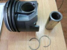 Deutz F3L2011 motor dugattyú készlet