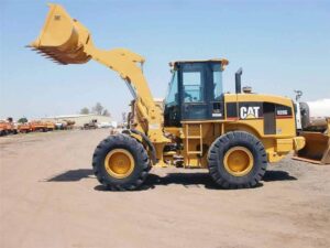 Raktáron caterpillar 928g homlokrakodó alkatrészek