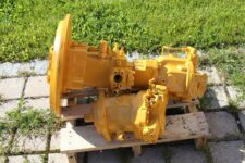 Liebherr 521 homlokrakodó hidraulikus szivattyú – Készleten