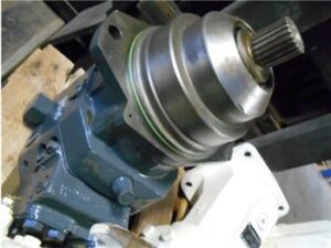 Caterpillar hidraulikus szivattyú – cikkszám 2460293x