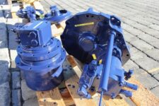 Fordulatszámcsökkentő Komatsu PC 40 kotrógépekhez – használt