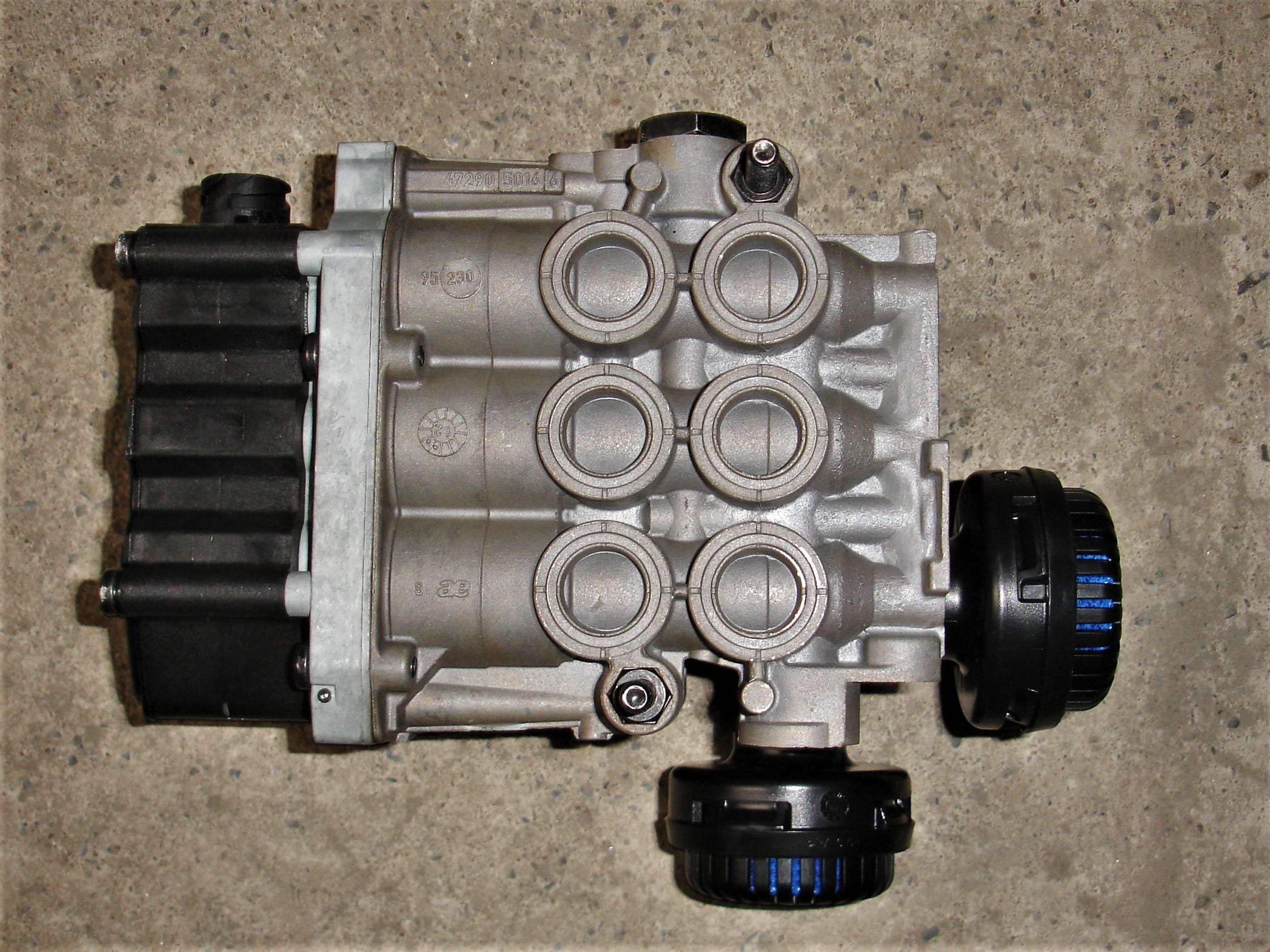 DAF XF 105 IVECO WABCO 4729000600 Solenoid szelep