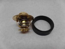 Termosztát motor tömítéssel Cummins 4BTA39-hez