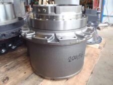 Végáttétel Case CX160 kotrógéphez