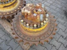 Végáttétel Komatsu D155 SH-hoz (felújított)