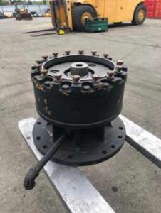 Végáttétel egység caterpillar 320bl kotrógéphez