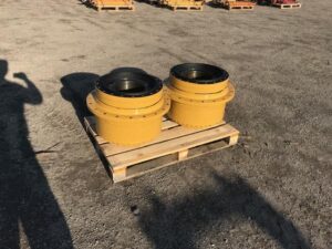 Caterpillar 345 kotrógép végáttétel, új állapotú, 2 db-os készlet
