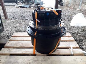 Végáttétel hitachi fh220 kotrógéphez