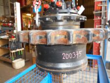 Végáttétel Hitachi ZX130 – kód 200375