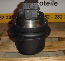 Végáttétel Case buldózerhez – Hidraulikus alkatrész