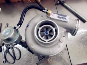 Hx30w turbófeltöltő cummins 4bta motorhoz – felújított