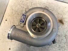 MAHLE turbófeltöltő Volvo-hoz, kód 20738765, modell 038TC19245000