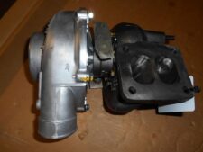 Turbófeltöltő Fiat Hitachi FH 330 kotrógéphez