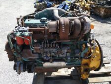 Volvo TD71C motor 6 hengerrel