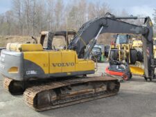 Eredeti használt alkatrészek Volvo EC210BLC kotrógépből bontásból