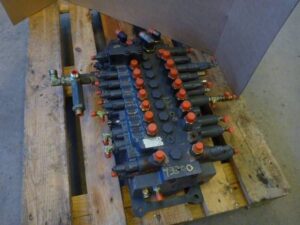 Hidraulikus elosztó volvo ecr58-hoz