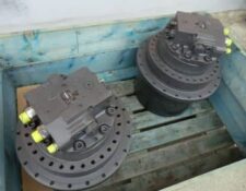 Hidromotoros végáttétel Volvo EC330 EC360 EC460 kotrógépekhez