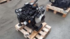Yanmar 3TNV88 motor faasztalon, felülnézet
