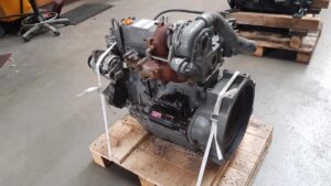Yanmar 4tnv84t-d motor lánctalpas géphez, teljesen felújított