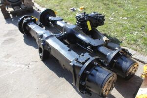 Első-hátsó tengely caterpillar 206-11