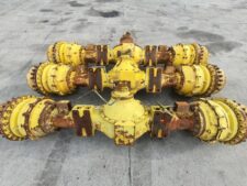 Első-hátsó tengely Komatsu WA470-3 felújított