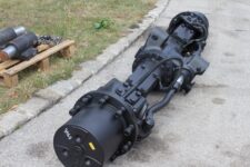 Teljes ZF 3060 tengely JCB JS175W kotrógéphez
