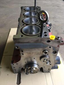 Motorblokk deutz bf4l 1011-t-hez