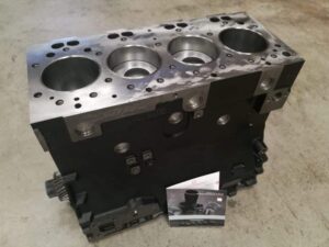 Rövid motor caterpillar kotrógéphez