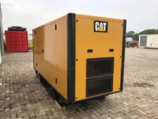 Caterpillar 200 kVA ipari áramfejlesztő, CAT C7.1 motor, automatizálás, vezérlőpanel, tartály, 2022-es év