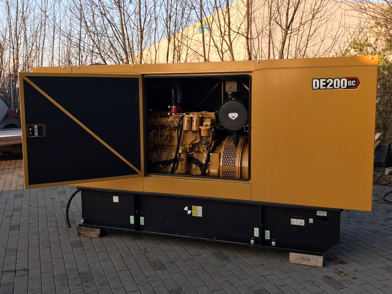 Generator Caterpillar DE200GC 200 kVA Caterpillar C7.1 motorral