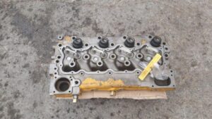 Caterpillar 3304 motor hengerfej – felülnézet
