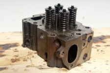Motor hengerfej Komatsu SAA6D125E WA480-6-hoz