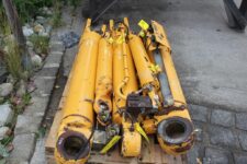 Liebherr L574 hidraulikus henger – alkatrészek