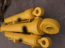 Hidraulikus henger Caterpillar 120 autogréderhez