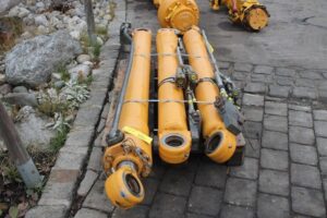 Liebherr r914c kotrógép hidraulikus henger készlet, 3 darabos