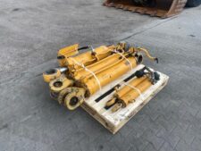 Liebherr L574 Hidraulikus henger – Alkatrész készlet