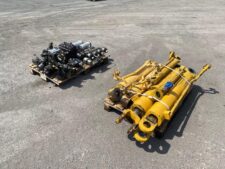 Hanomag 70E hidraulikus alkatrészek – hidraulikus hengerek és egyéb alkatrészek