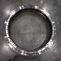 Forgókorona Kobelco SK050, SK09, SK100, SK120, SK13SR-12 kotrógépekhez