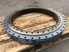 Forgókorona Komatsu PW95 – 12, átm. 95 cm, 8 fog, 0.2-40 + 2 KOUKI, 0.3-40