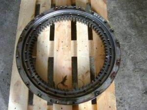 Forgókorona kubota kotrógépekhez kh005, kh007, kh008, kh012, kh024, kh026, kh027