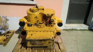 Volvo l330 homlokrakodó sebességváltó, sárga
