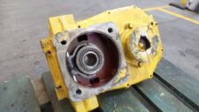 Komatsu PW150-6 kotrógép sebességváltó doboz