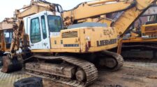 Liebherr R 904 bontott alkatrészek