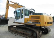 Liebherr R914 kotrógép bontott alkatrészek