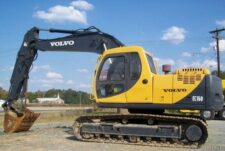 Volvo EC150 kotrógép bontás