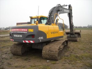 Volvo ec210cl kotrógép bontás